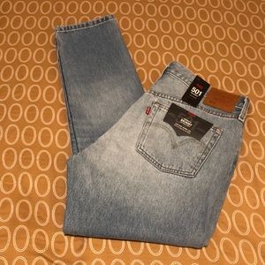 Women’s 501 button-fly “skinny” leg denim jeans 31